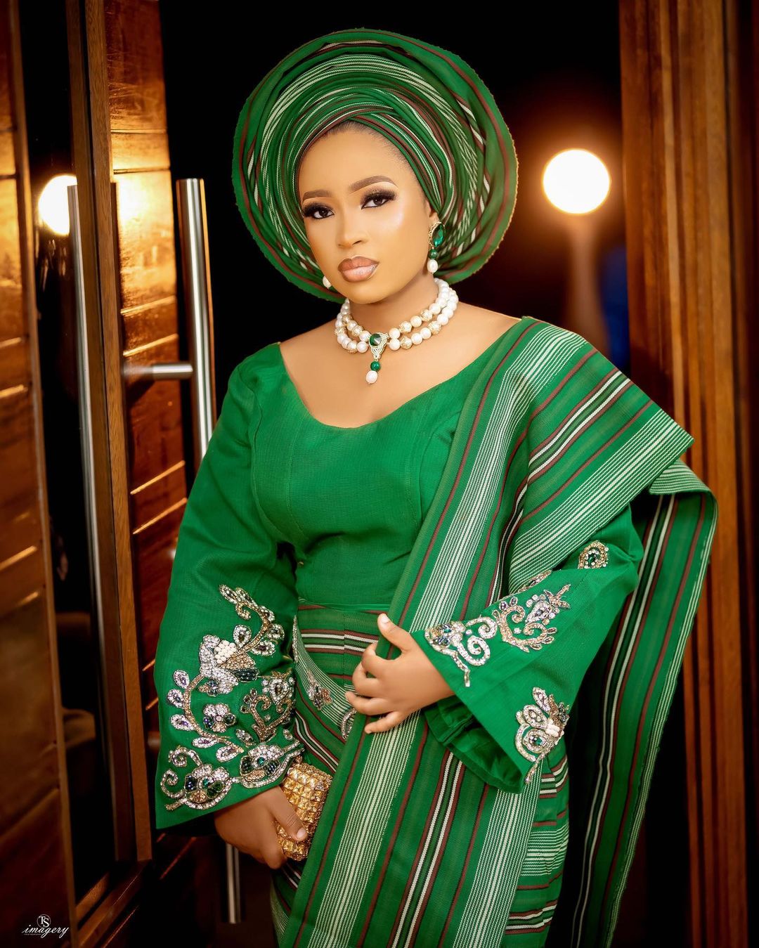 Sharp Vintage Green Yoruba Traditional Inspiration Look