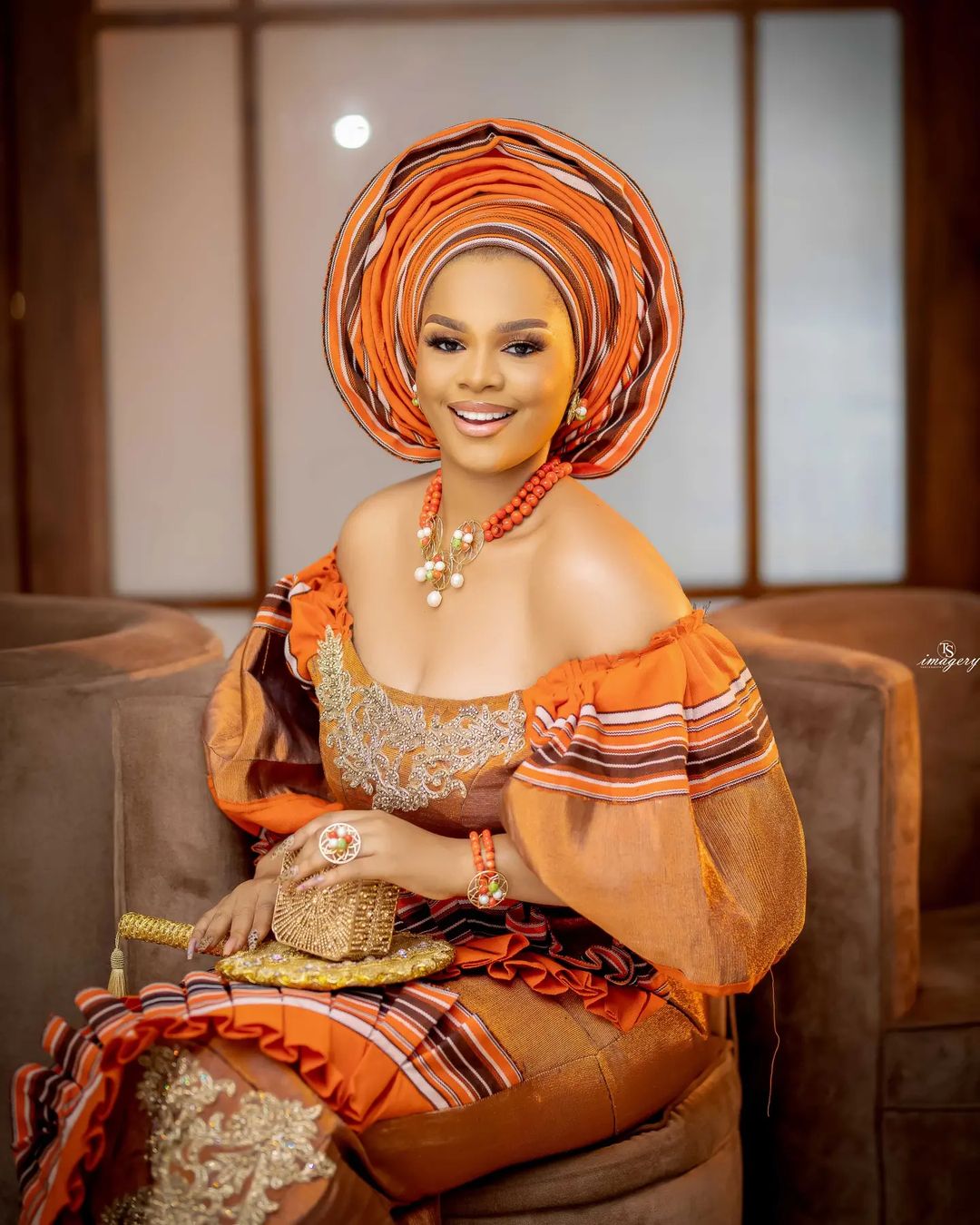 Unconventional Aso Oke Combo For Brides